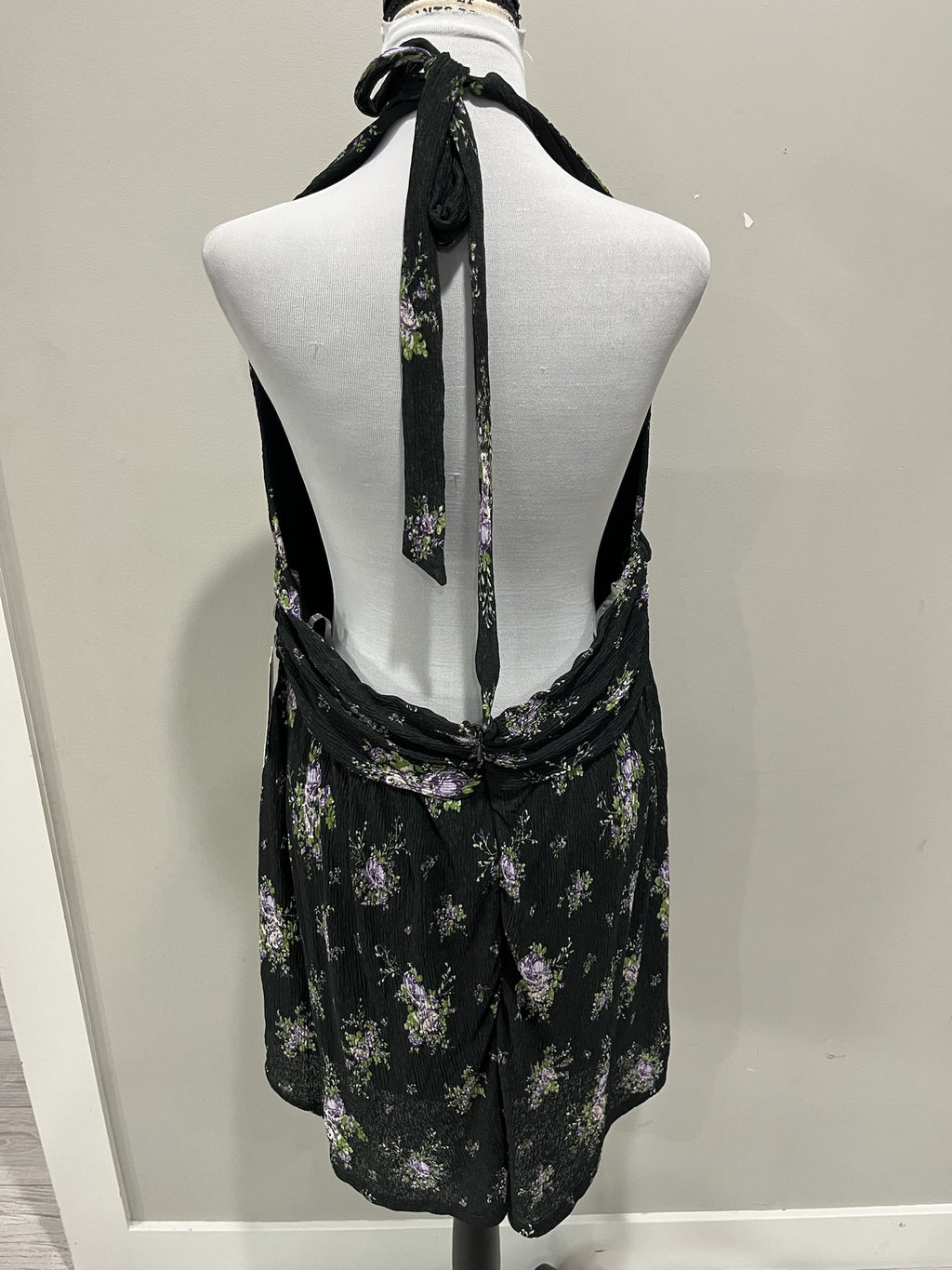 Women’s Floral Halter Dress image 2