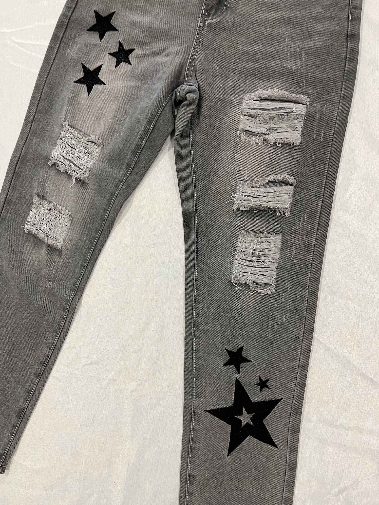 Women’s Star Ripped Jeans image 2