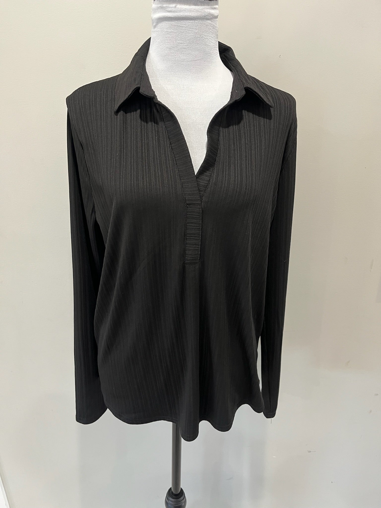 Women’s Black Long Sleeve shirt image 0