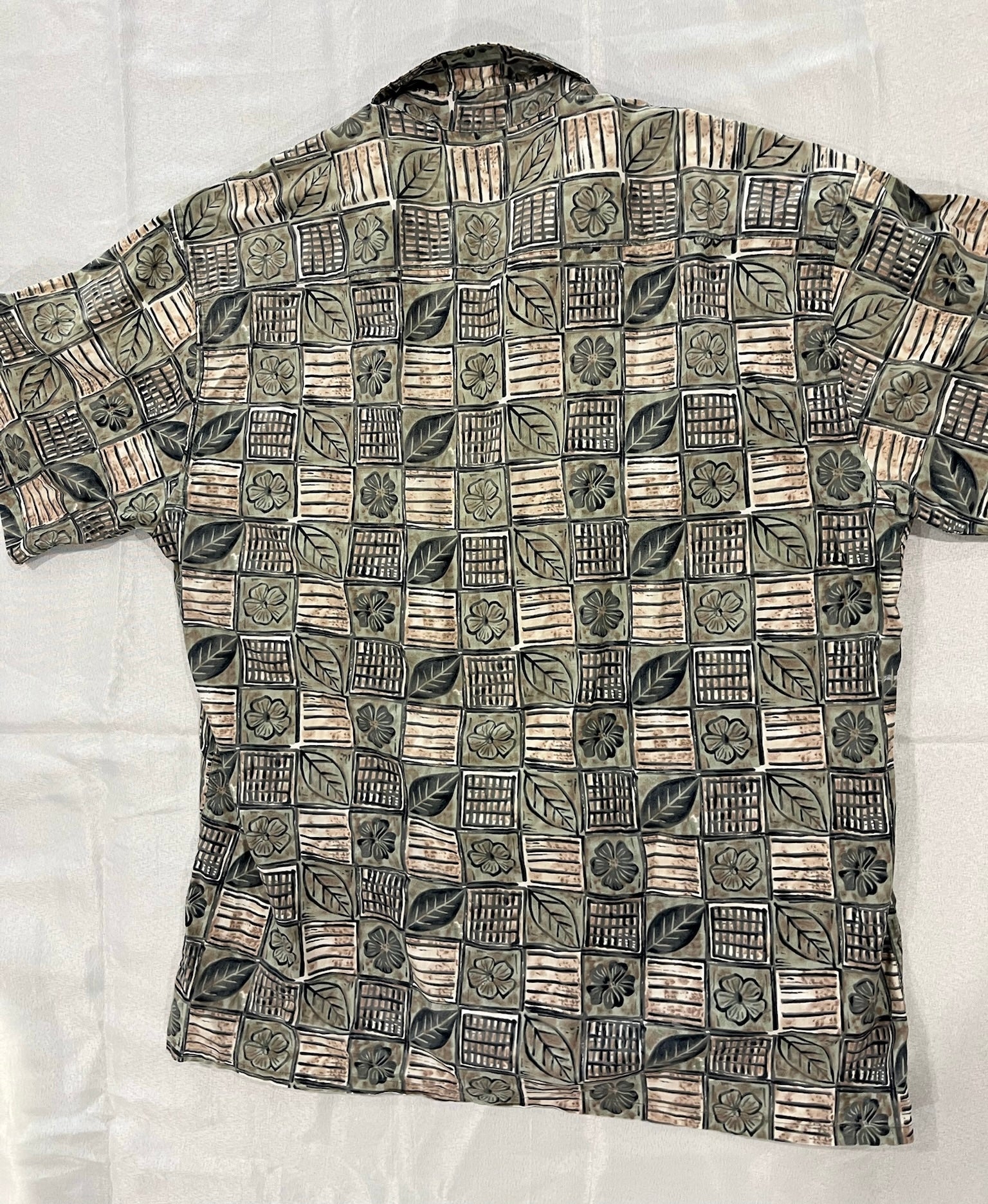 Men’s Green Button Up Shirt image 2