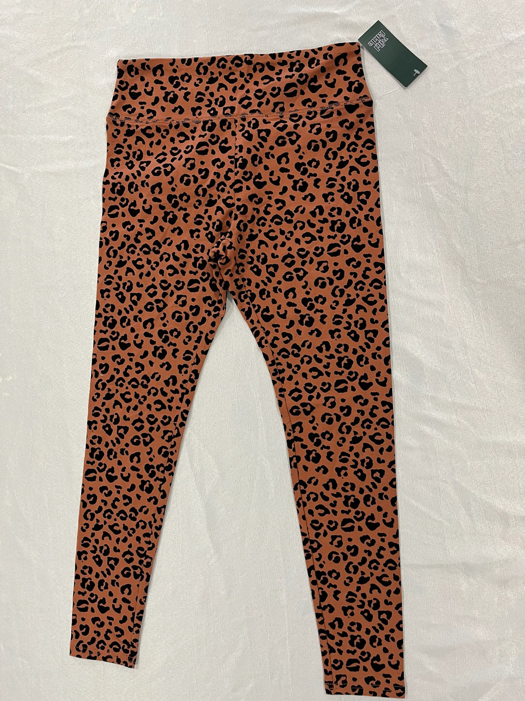 Women’s Leopard High Rise Leggings image 2