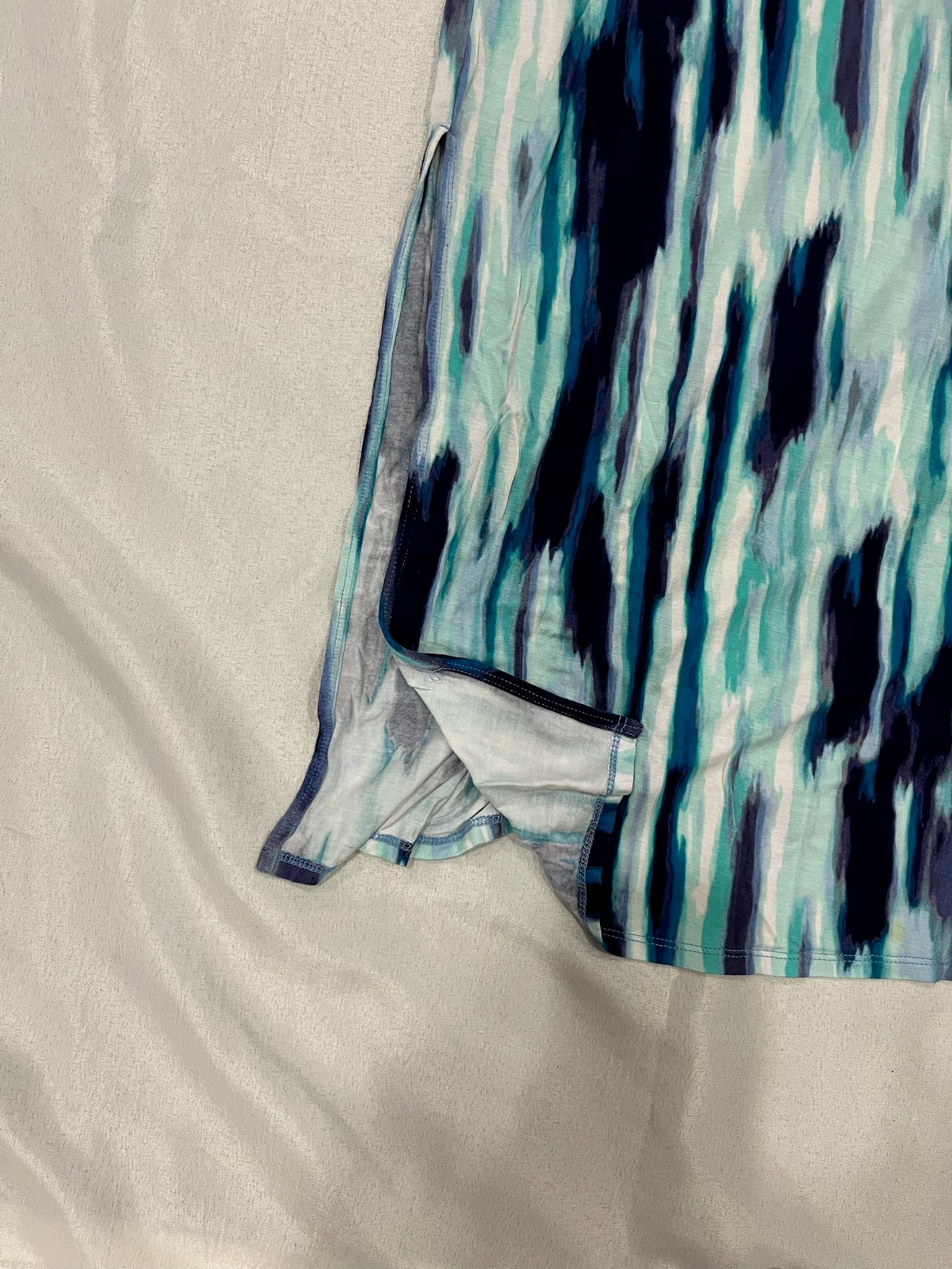 Women’s Flowy Skirt With Double Split image 2