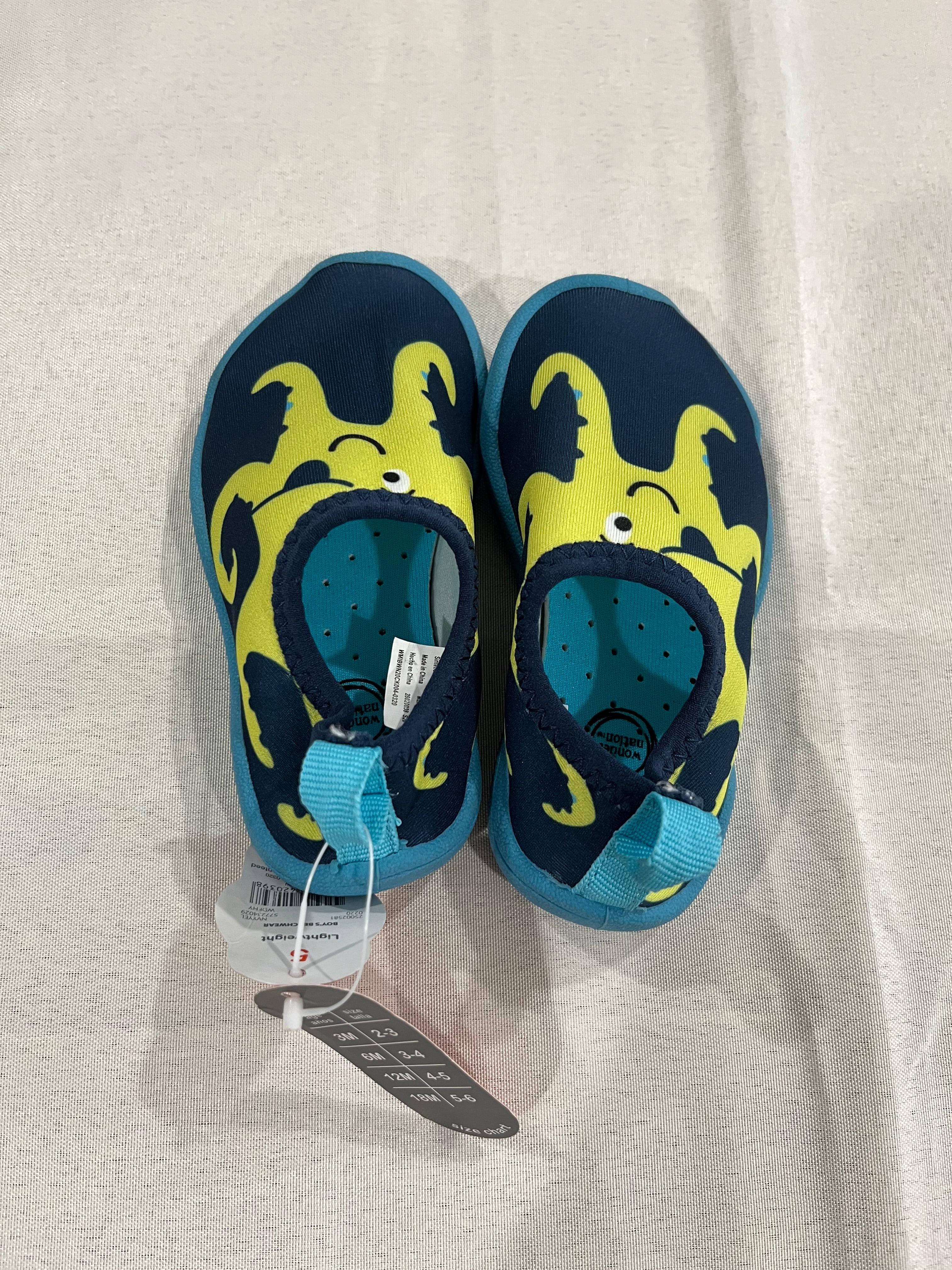 Water Shoes image 1