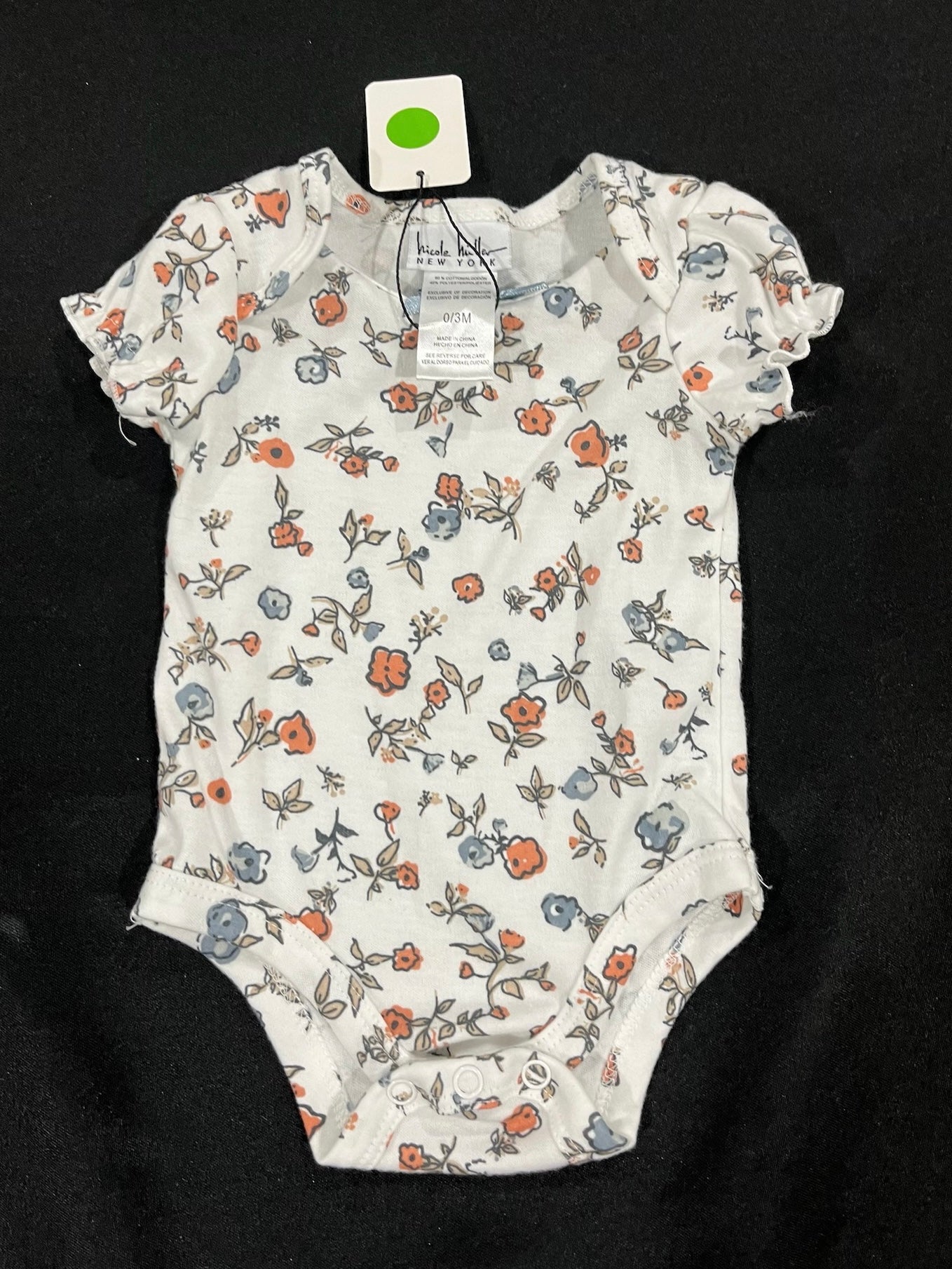 Baby 0-3 Month Onesie image 0